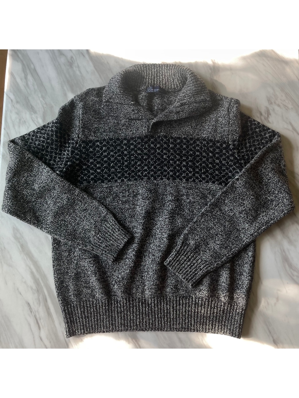 Gap Men's Size Large Sweater
